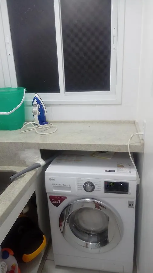 FlorianópolisApartamento Em Canasvieiras Mil E Seissentos Metros Da Praia, 5 Carteirinhas Simultaneas De Picina, Ar Condicionado Nos Quartos, Uma Vaga De Garagem E Nao Aceita Animais公寓 公寓 Florianópolis